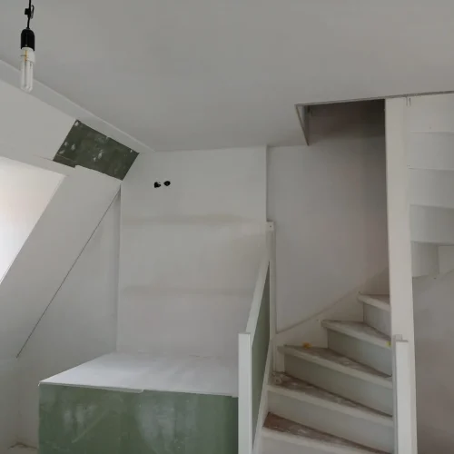 fe54b74b-a921-4279-8161-406903763055-high